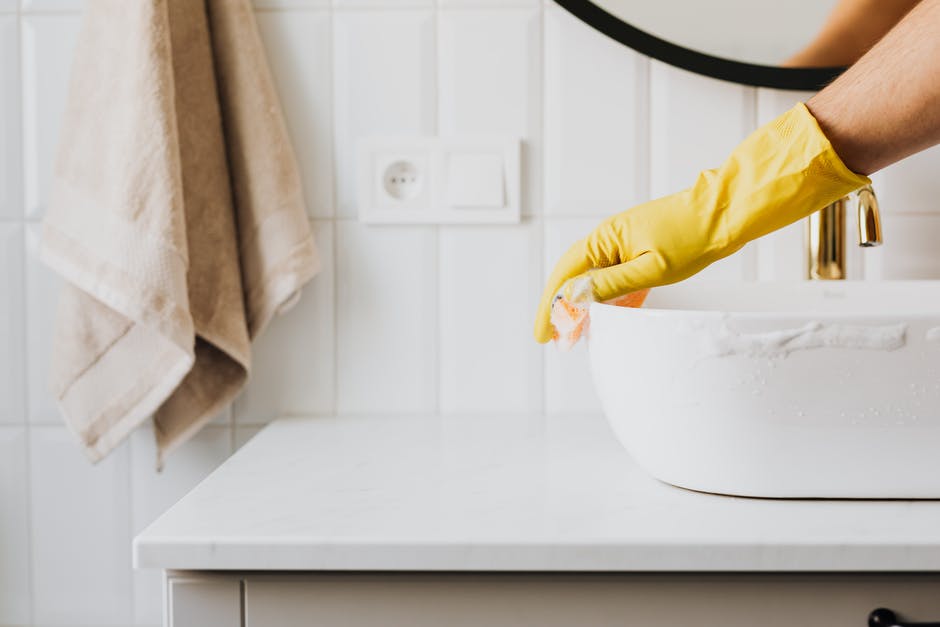 Bathroom Cleaning Tips for Vacation Rentals: A Spotless Experience
