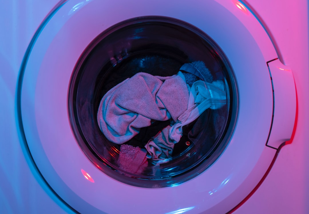 Laundering Tips for Vacation Rental Linens: Keeping Them Fresh and Crisp